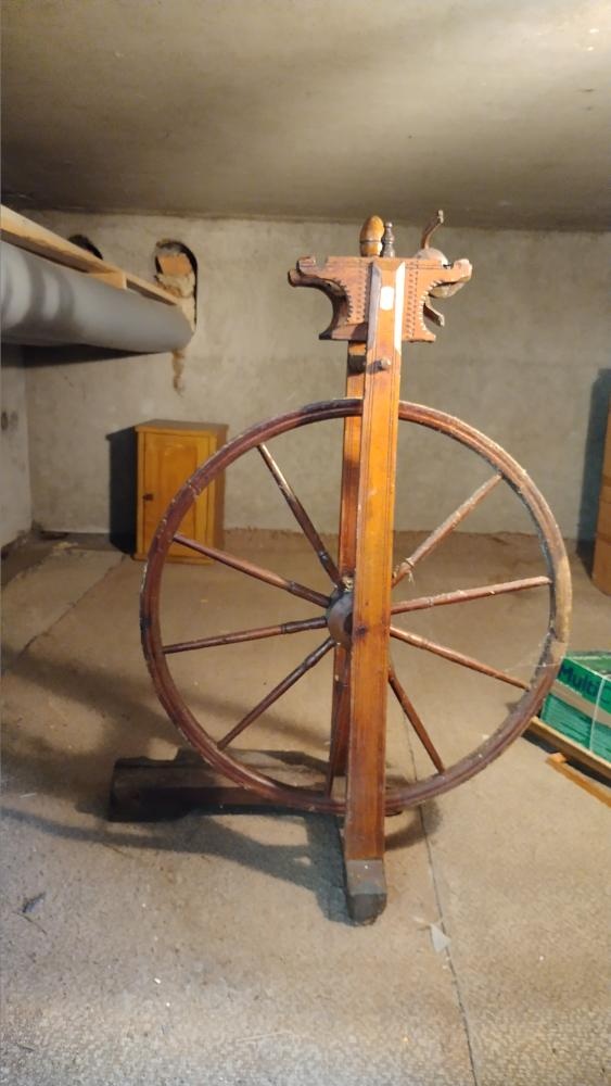 Kolovrátek starožitný - 2