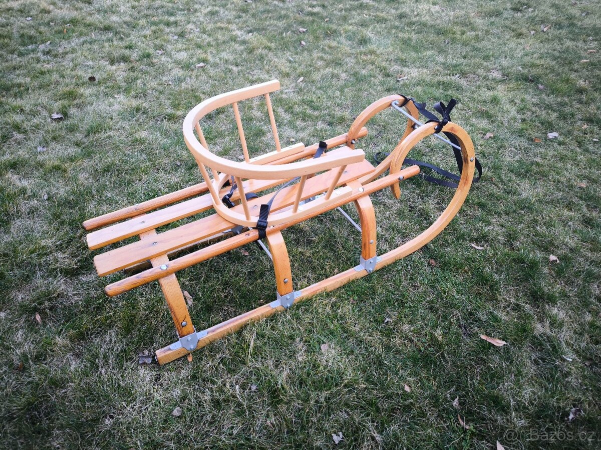 Historické jasanové sáně - 2