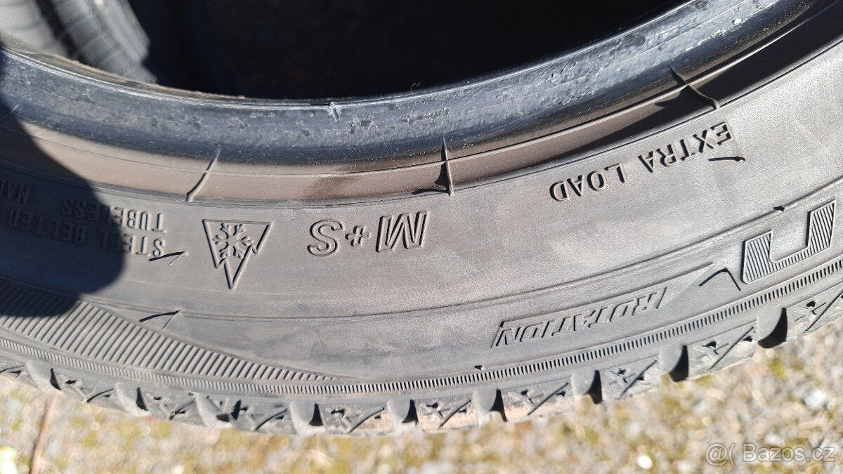 215/45 R16 - 2