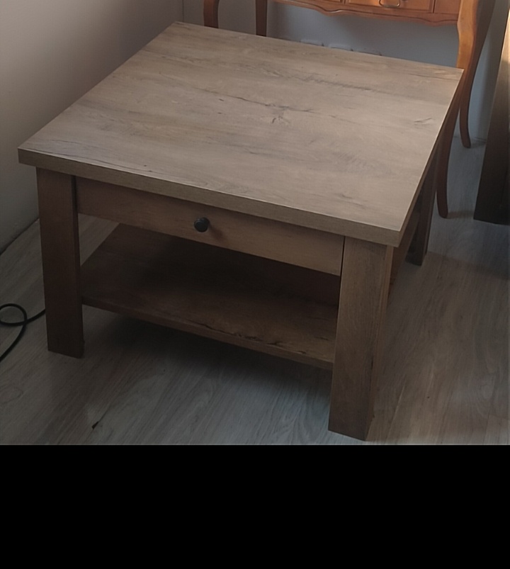 Konferenční stolek - 2