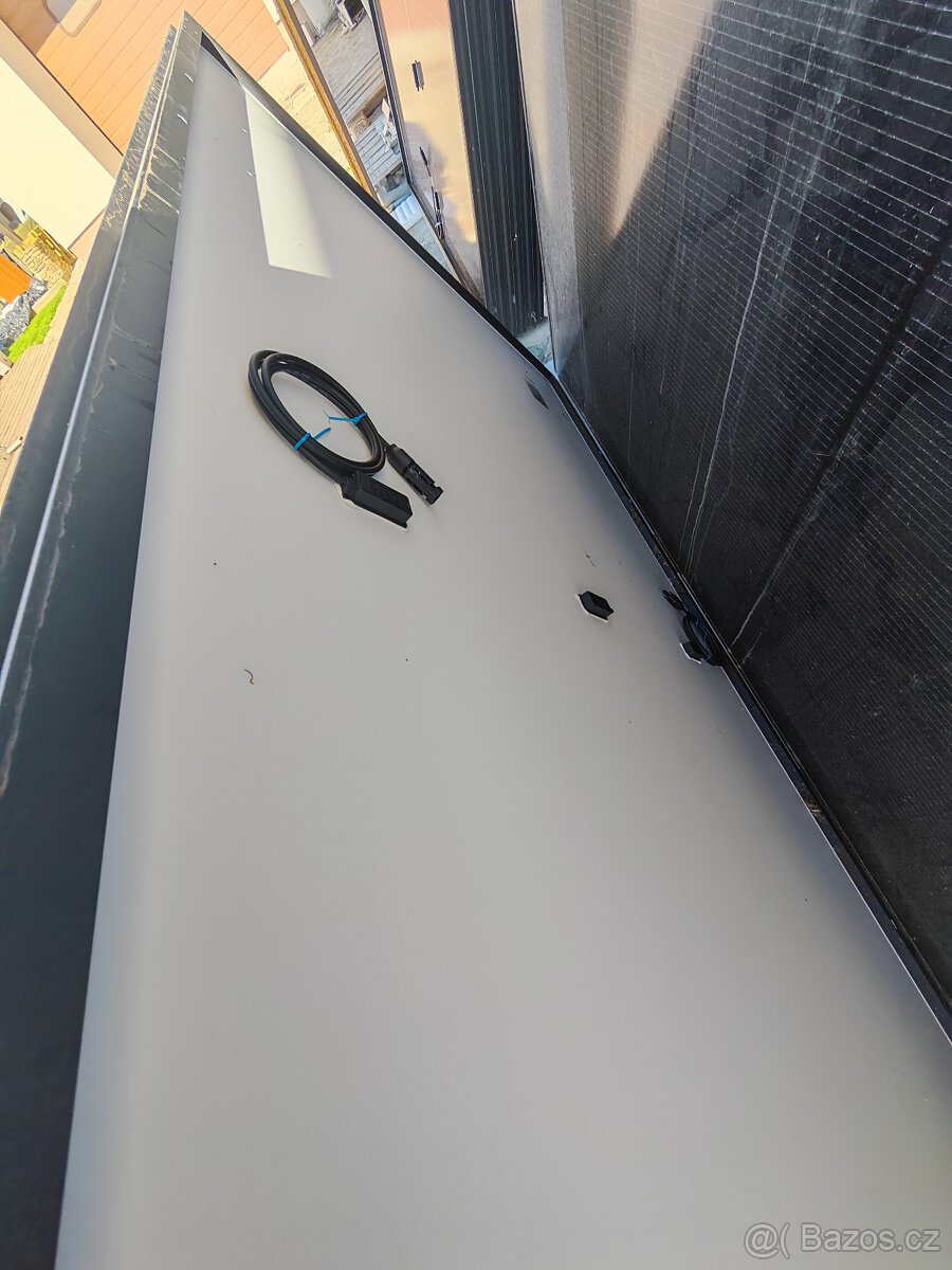 Fotovoltaický panel Leapton 570 Wp - 2