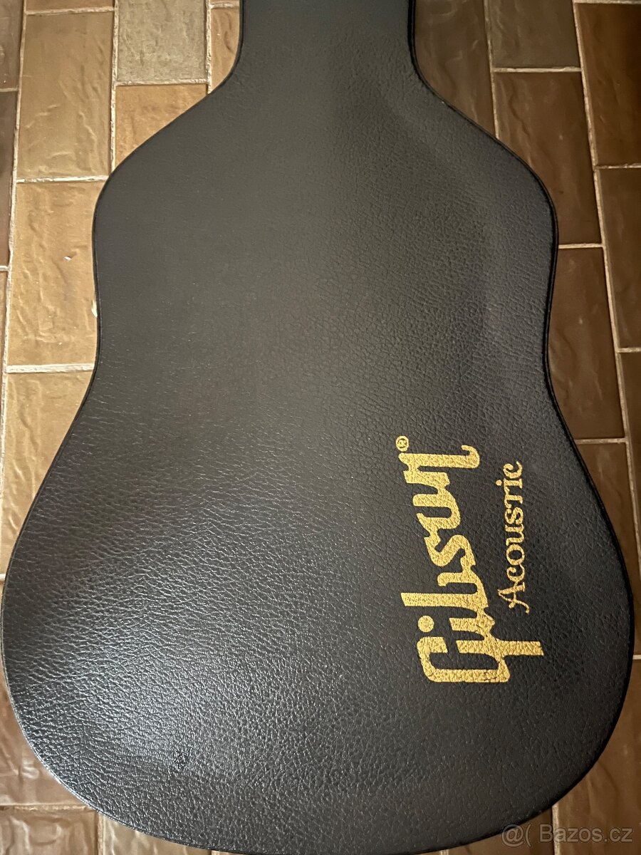 Gibson J- 15 - 2