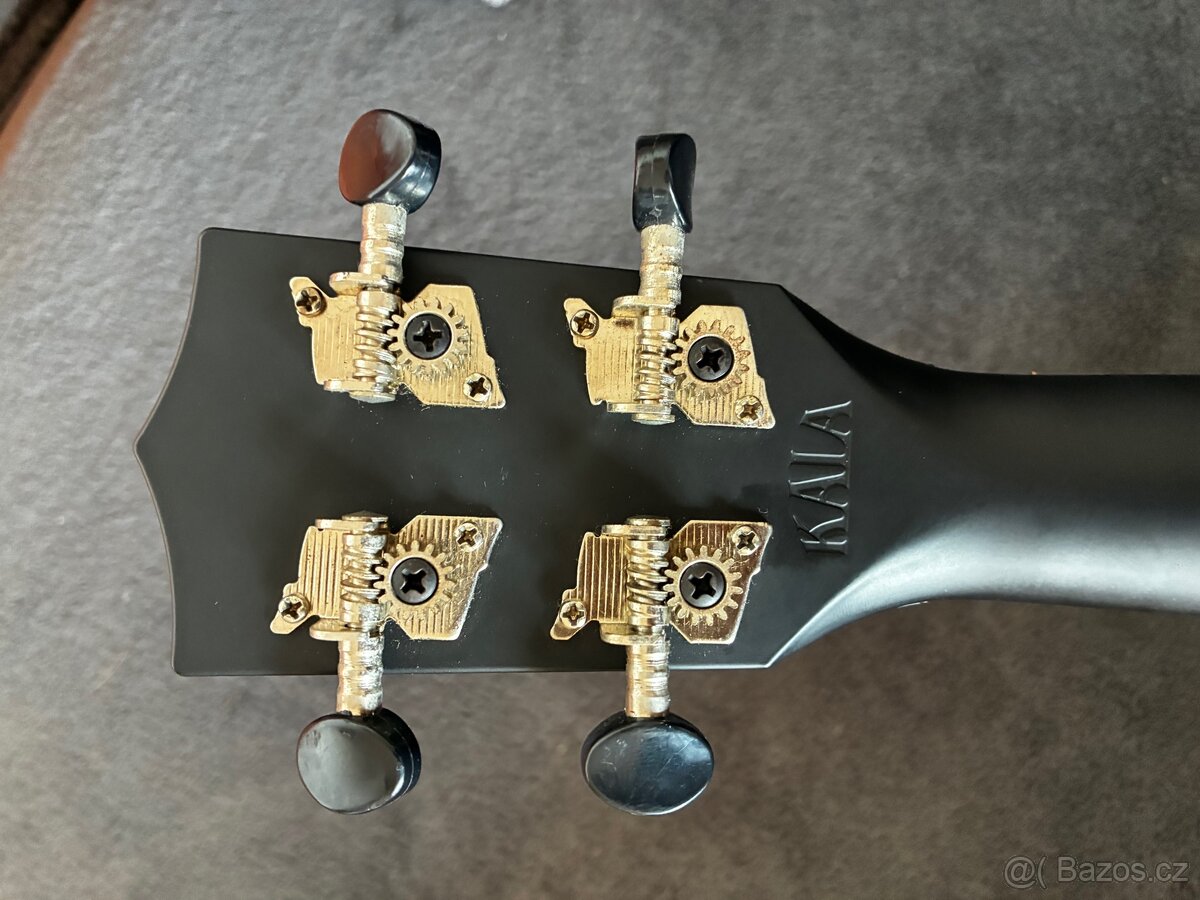Ukulele - 2