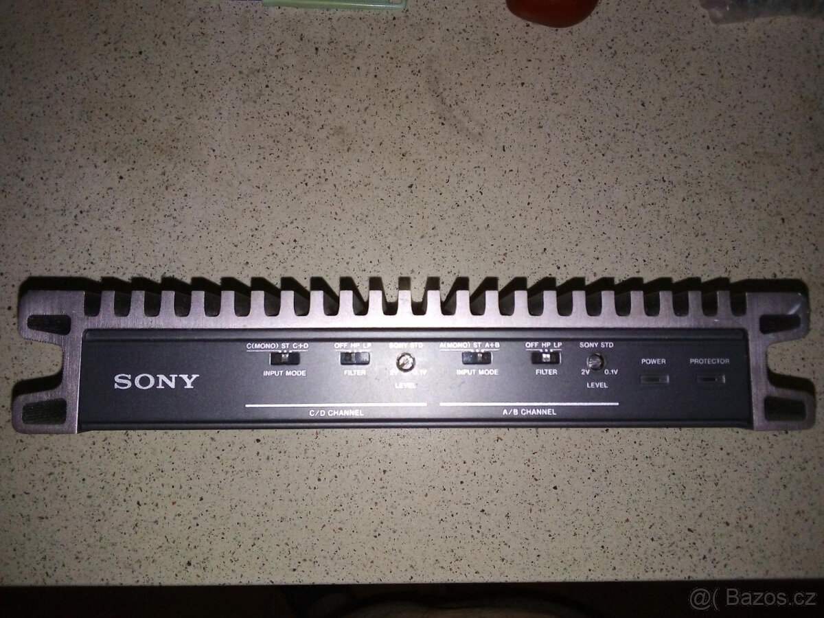 zesilovač SONY XM-3040F - 2