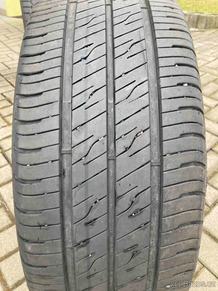 GOODYEAR 235/50 R19C 111 109T - 2