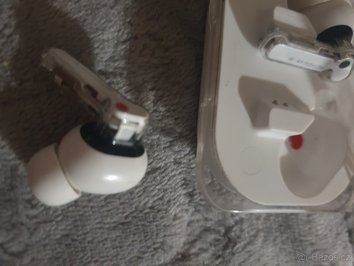 Prodám kvalitnì sluchátka nothing ear - 2