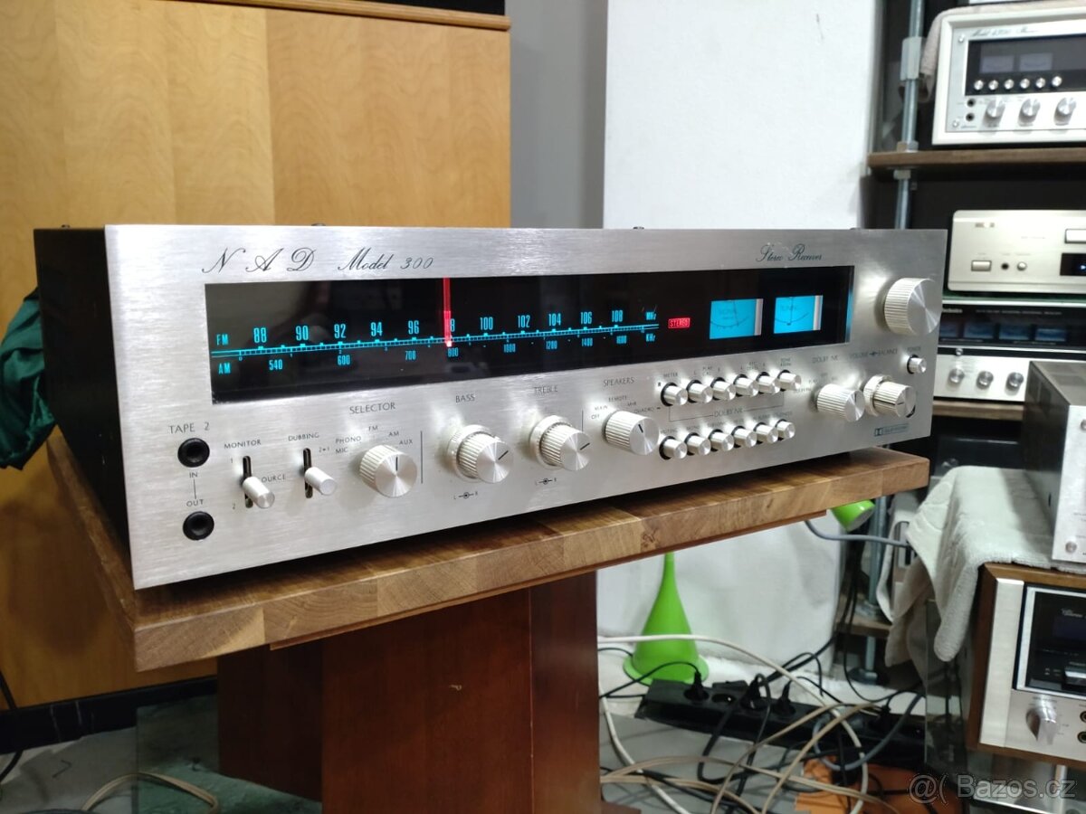 receiver NAD model 300 - 2
