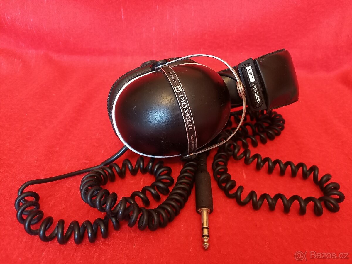 HI FI rerto Sluchátka Pioneer SE-305 - 2