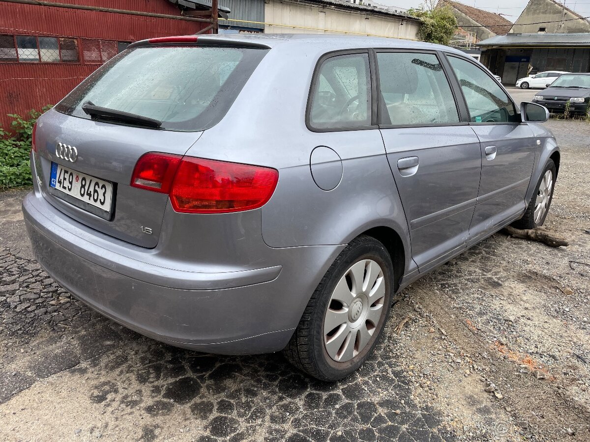 Audi A3 1.6 FSI sportback - 2