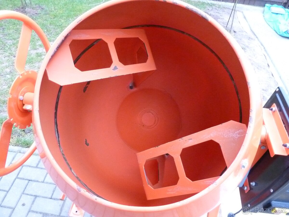 Michacka 125L 230V - 2