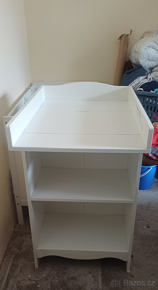 Přebalovací pult - 2