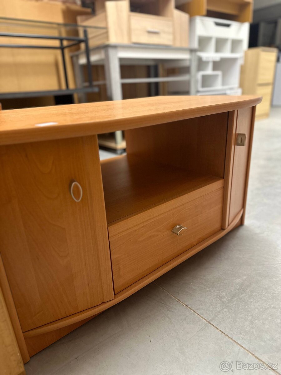 TV stolek / nízká komoda - 2