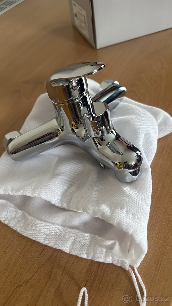 Prodám novou vanovou baterii - rozteč 150mm - 2