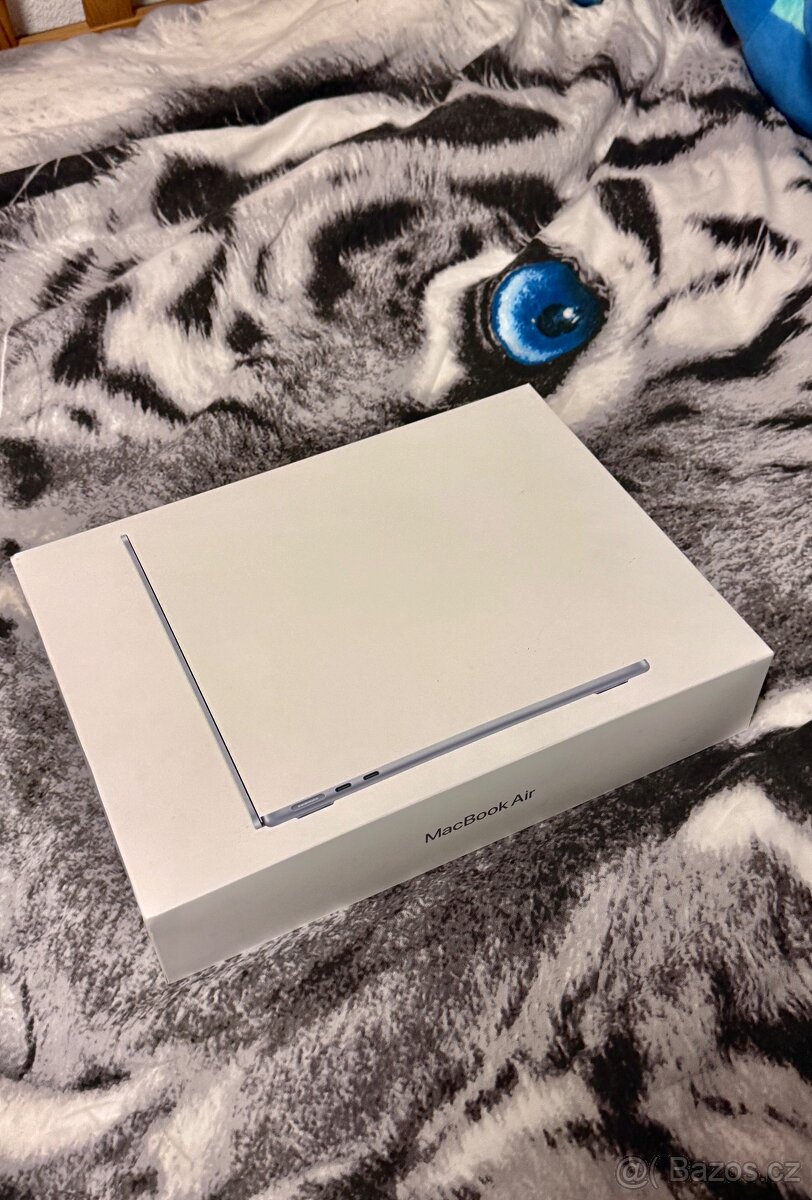 Apple MacBook Air 13,6" M4 256gb (2025) blankytně modrý - 2