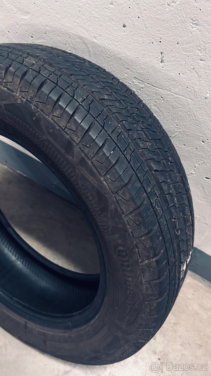 Continental 215/60 R17 C - 2