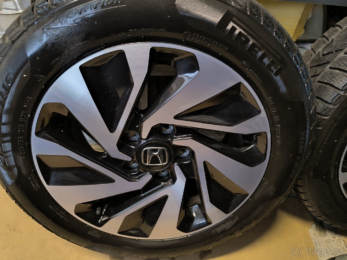 ALU kola Honda Civic 5x114,3 r16 Originál, zimni pneu 5mm - 2