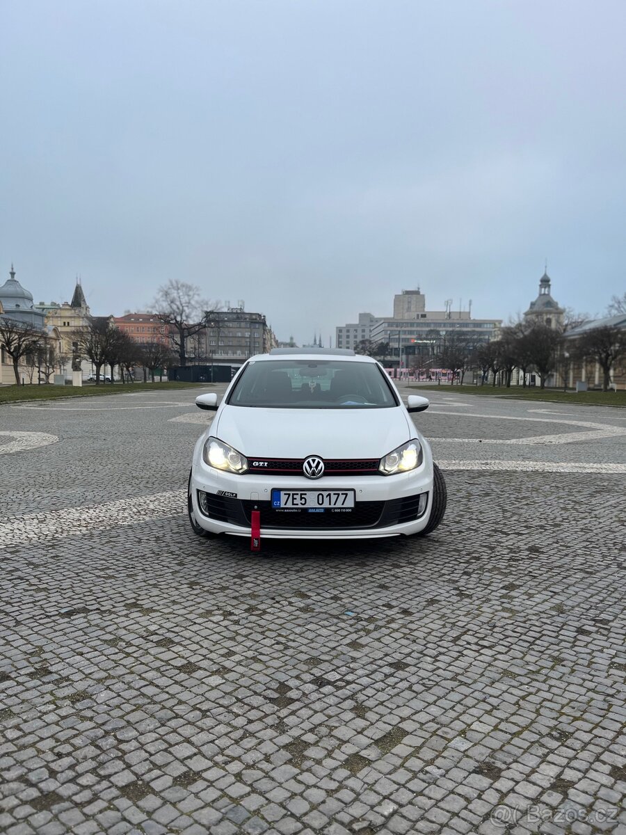 Golf mk6 gti - 2