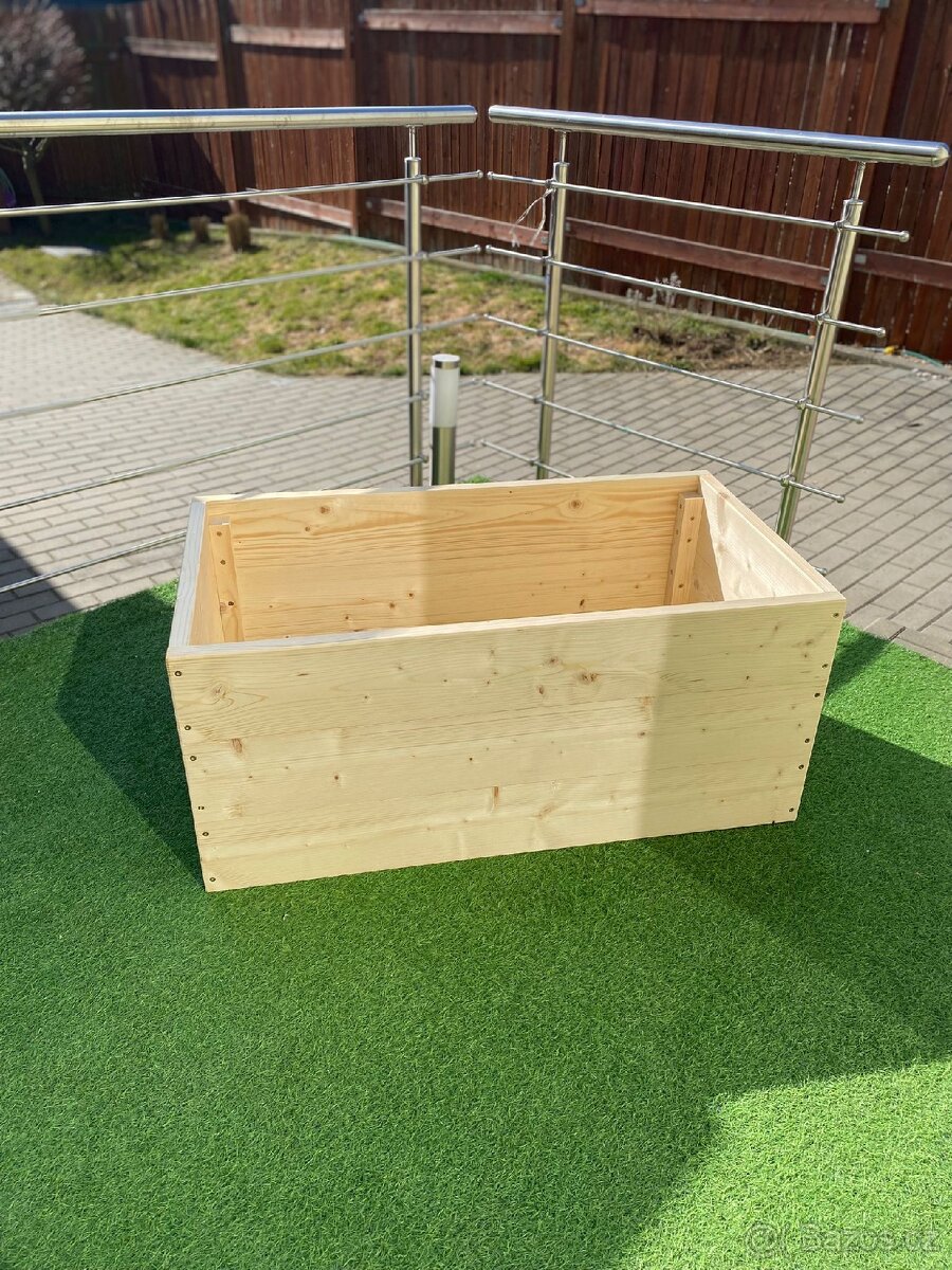 Nový vyvýšený záhon - 2