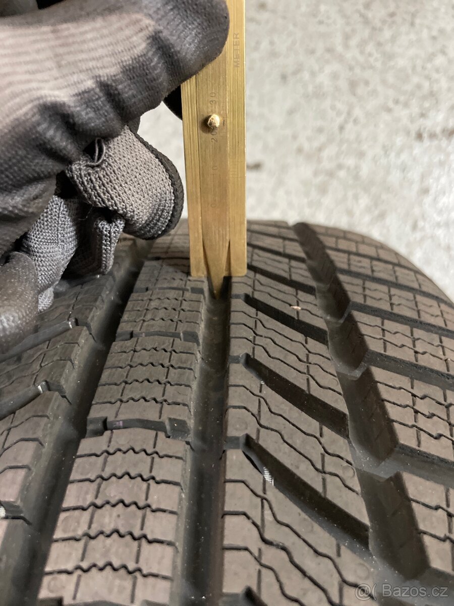 235/55/17 Continental WinterContact TS870P - 2