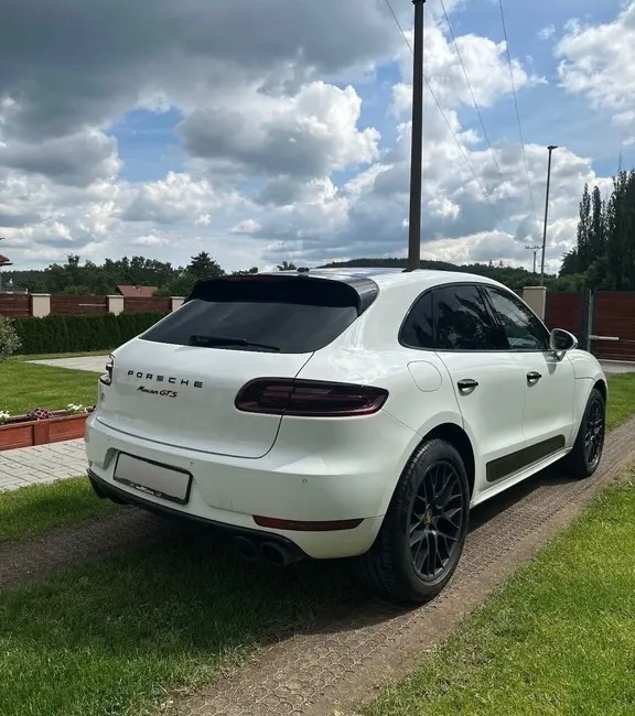 Porsche Macan GTS - 2