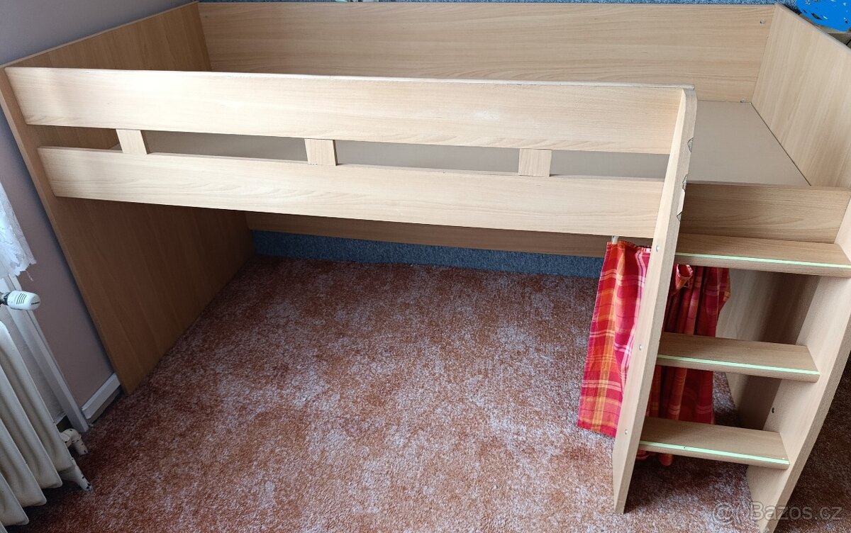 Dětská vyvýšná postel - 2
