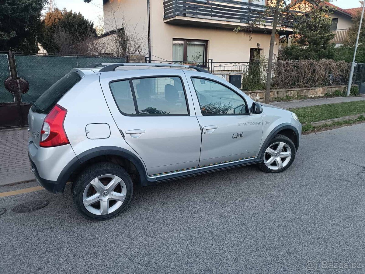 Dacia Sandero StepWay 2012 - 2