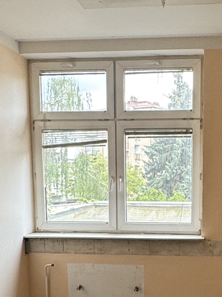 PLASTOVÁ OKNA S DVOJSKLEM - 2