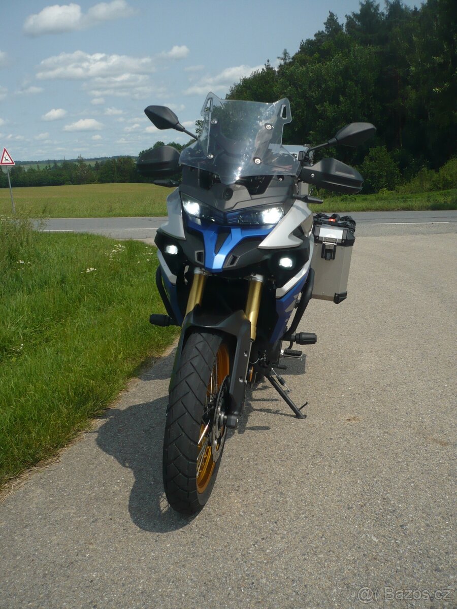 PRODÁM VOGE 525 DSX