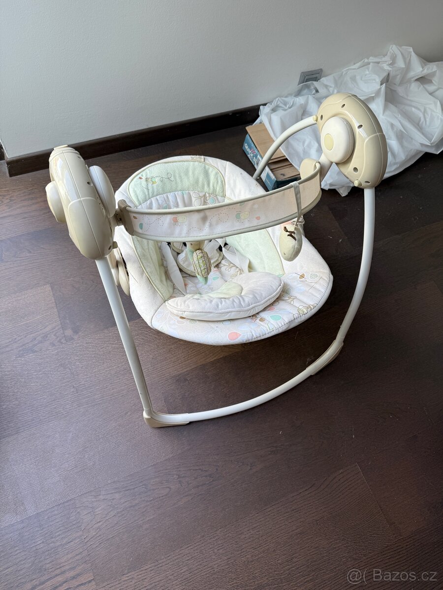 houpačka pro mimino na baterie - 2