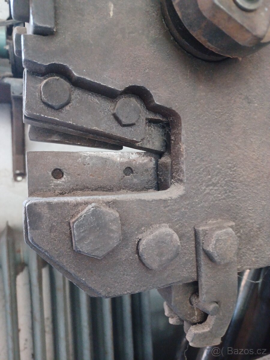 Prodám pákové nůžky - 2