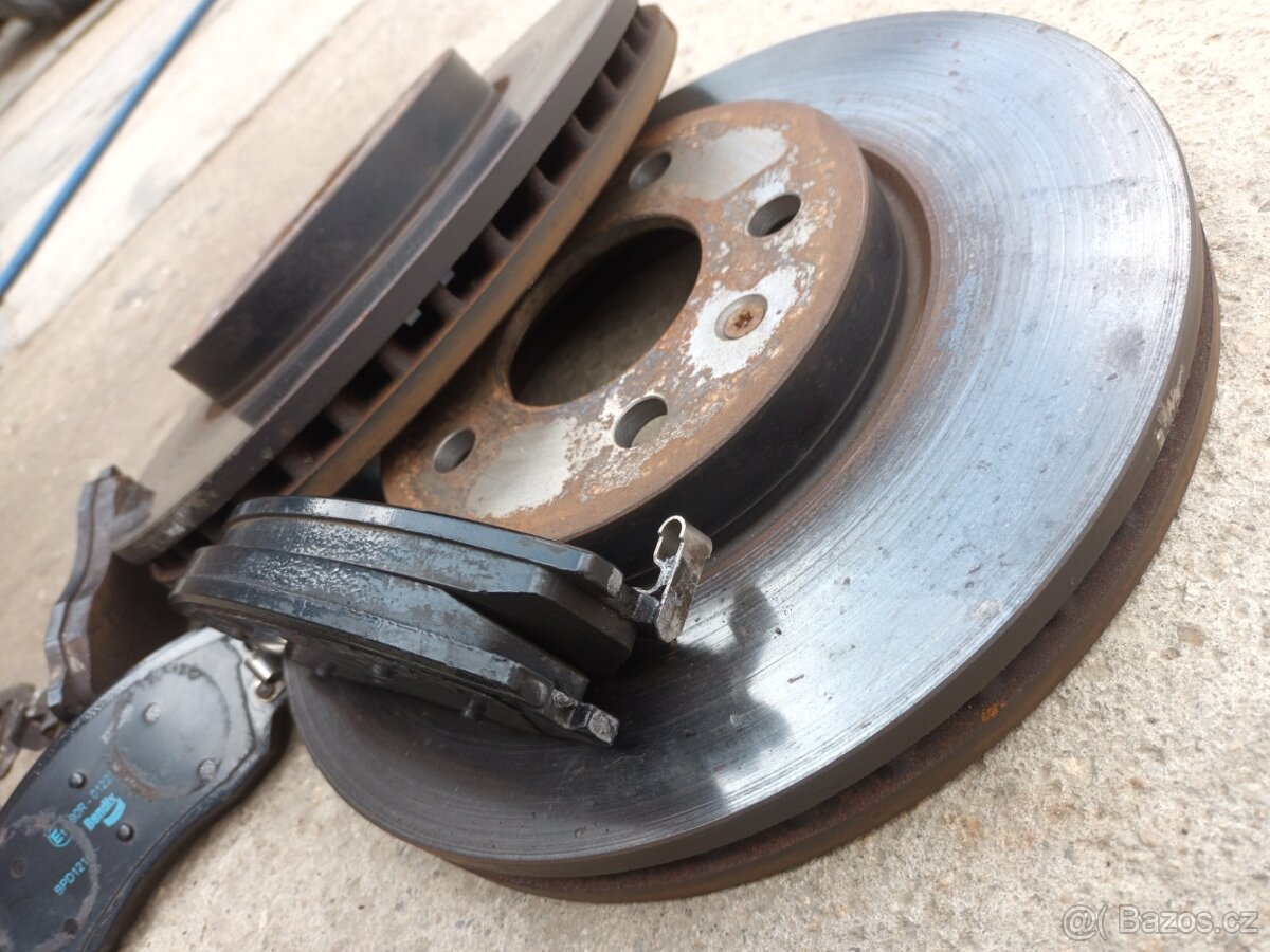 Přední Brzdy Chevrolet Captiva - 2