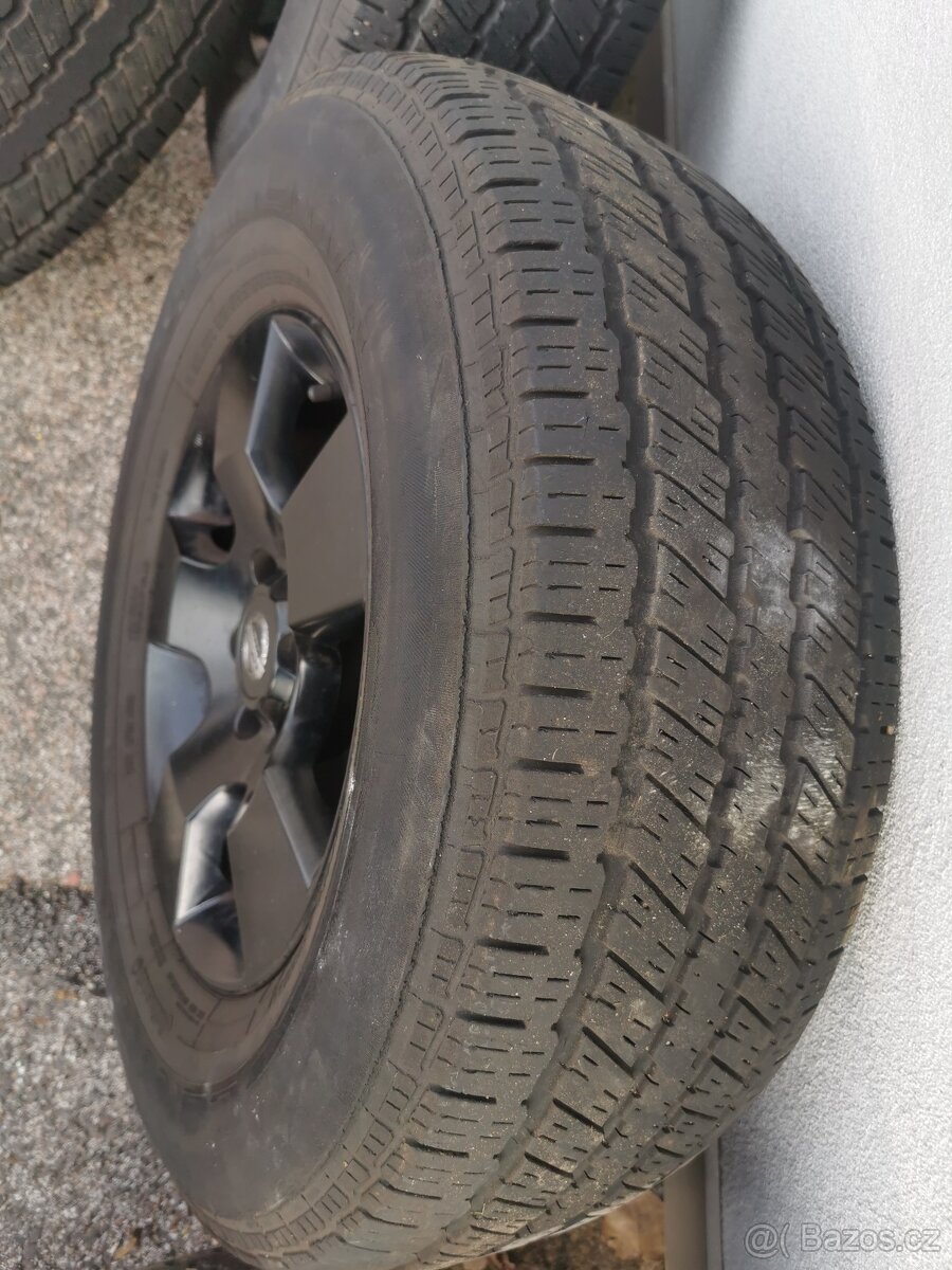 Alu kola 16 nissan - 2