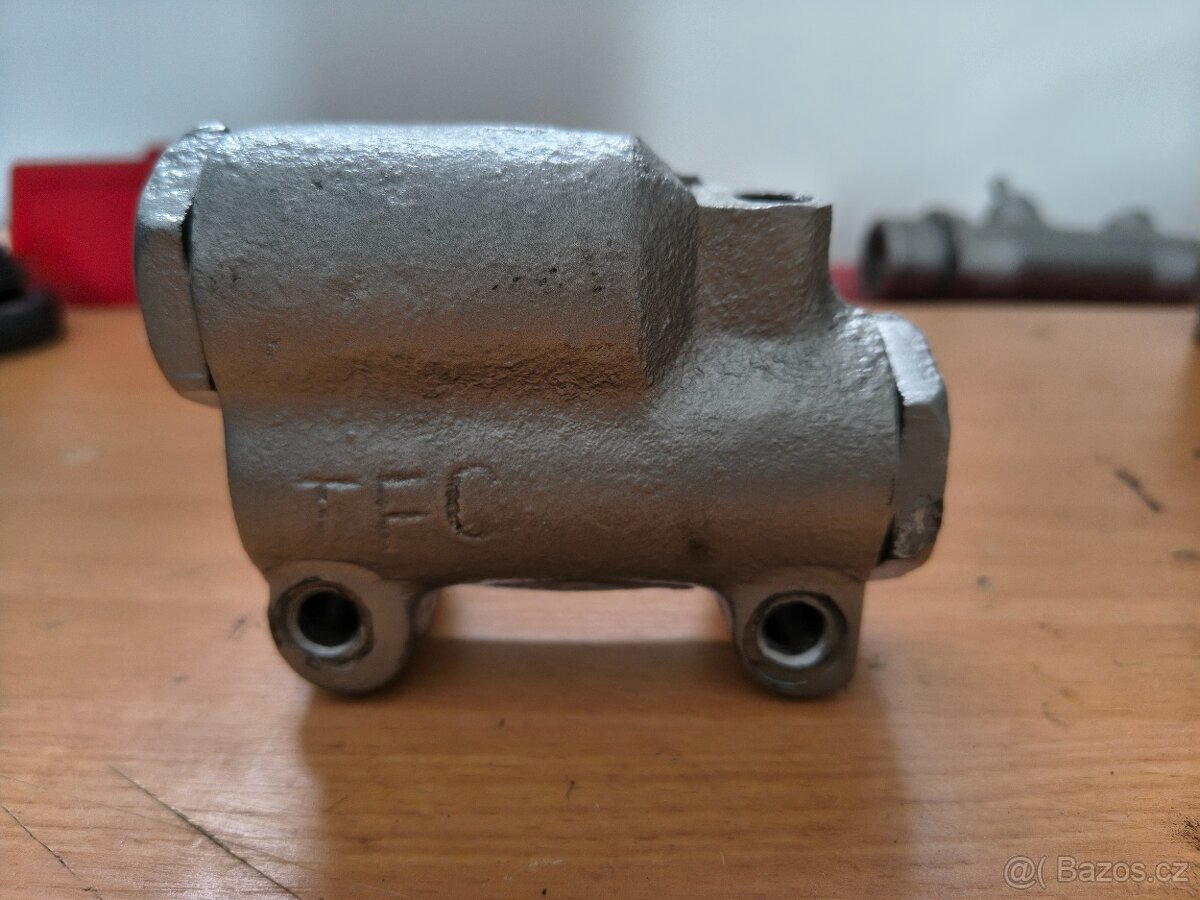 Regulator brzdneho ucinku - ARO 240 - 2