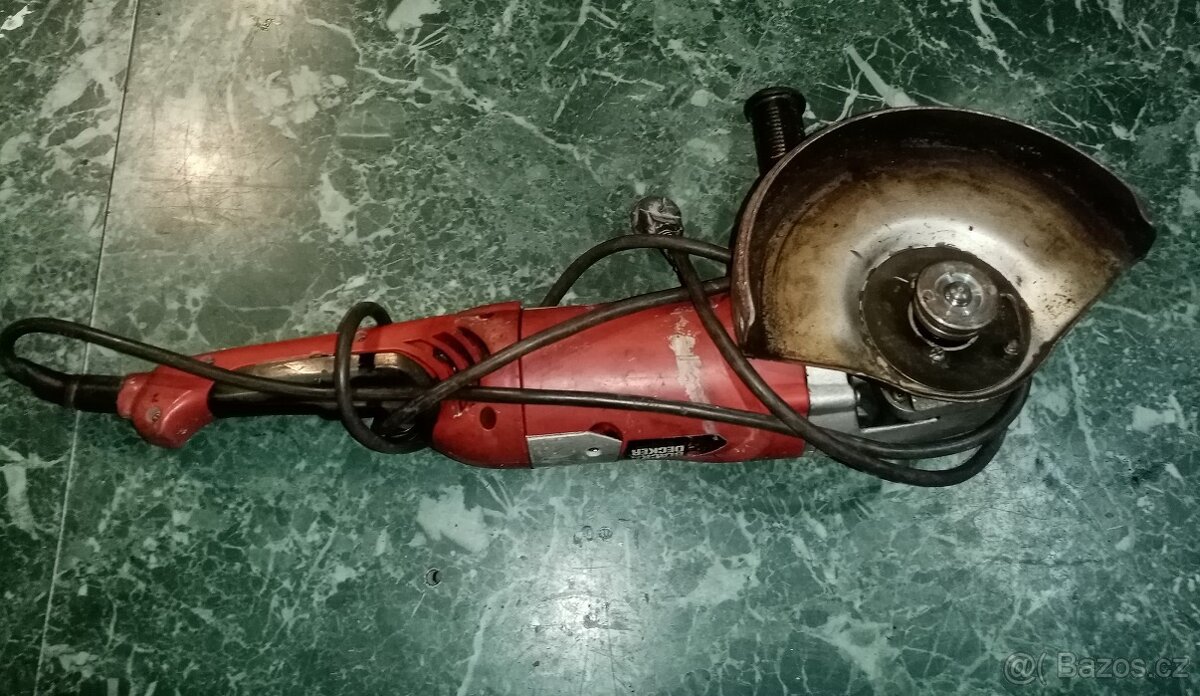 Bruska Black&Decker KG2000 230mm 2000W - 2