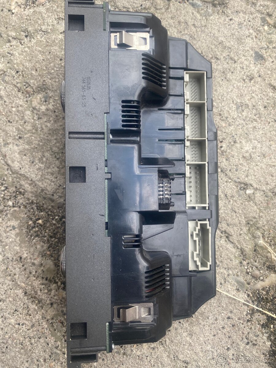 Climatronic Audi a6 c6 - 2