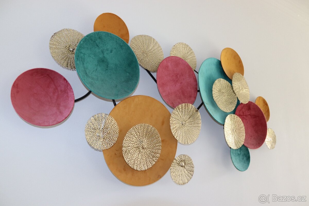 Kovová nástěnná dekorace na zeď - 2