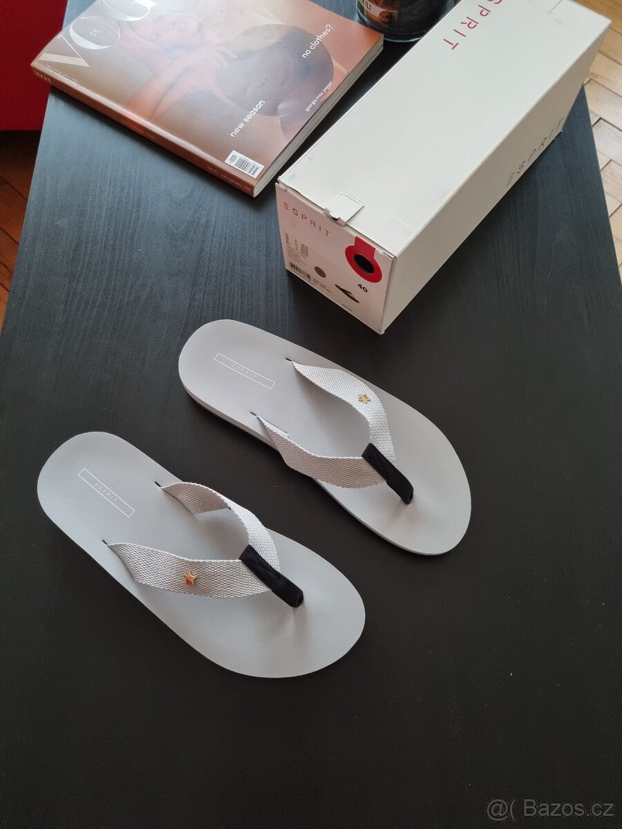 Dámské žabky Esprit vel 40 - 2