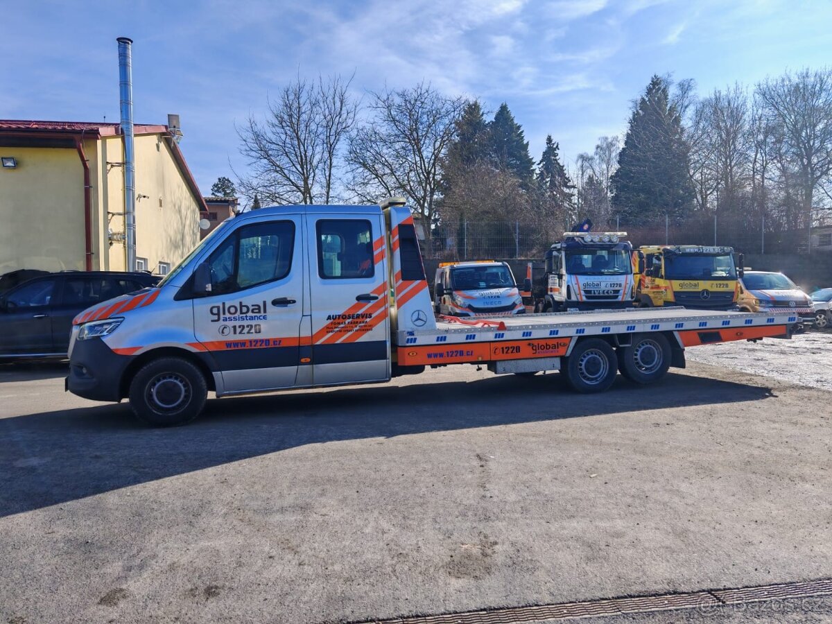 Mercedes Benz Sprinter Odtahový Speciál - 2