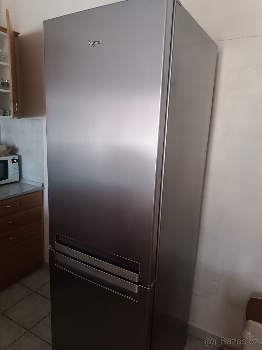 Whirlpool Lednice s mrazákem - 2