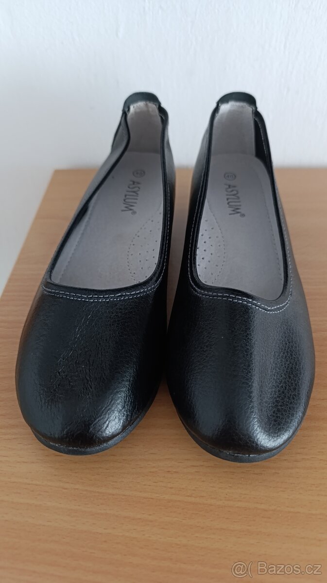 Černé kožené baleríny Asylum vel. 40 - 2