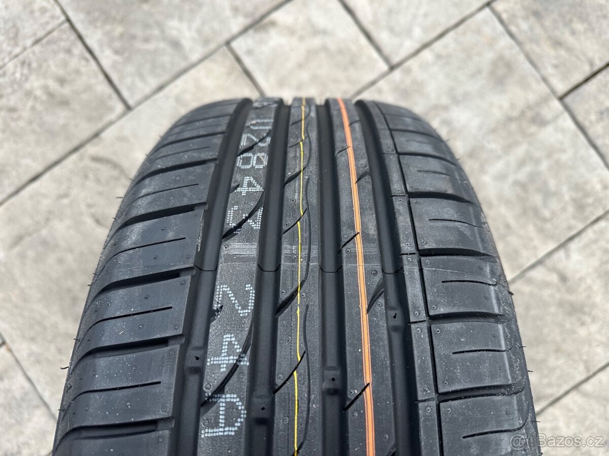 Plechový disk s pneu Nexen 5x112 205/55/16 - 2