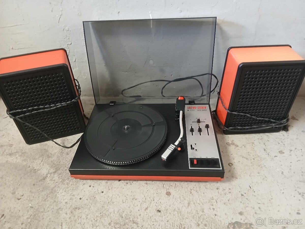 Starý gramofon - 2