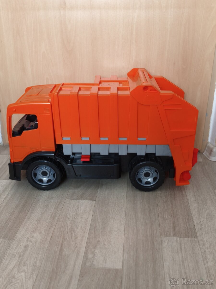 Velké popelářské auto - 2