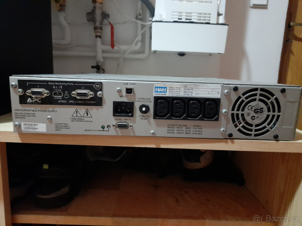 Prodam APC Smart-UPS 1500VA - 2