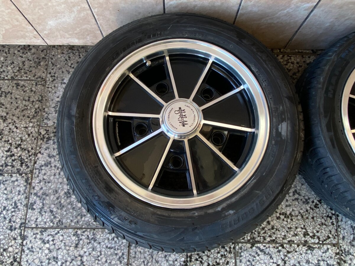 Kola na Volkswagen T1 - 2