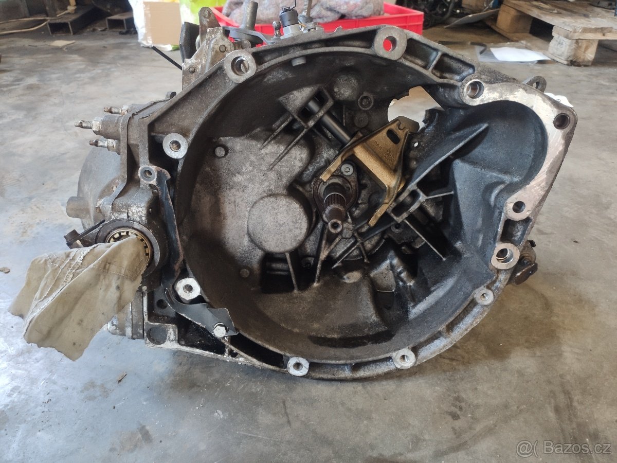 převodovka Na Citroen C5, C8, peugeot 406 20LM02 - 2