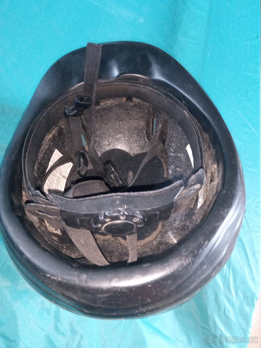 Jezdecká bezpečnostní přilba vel. L - 2