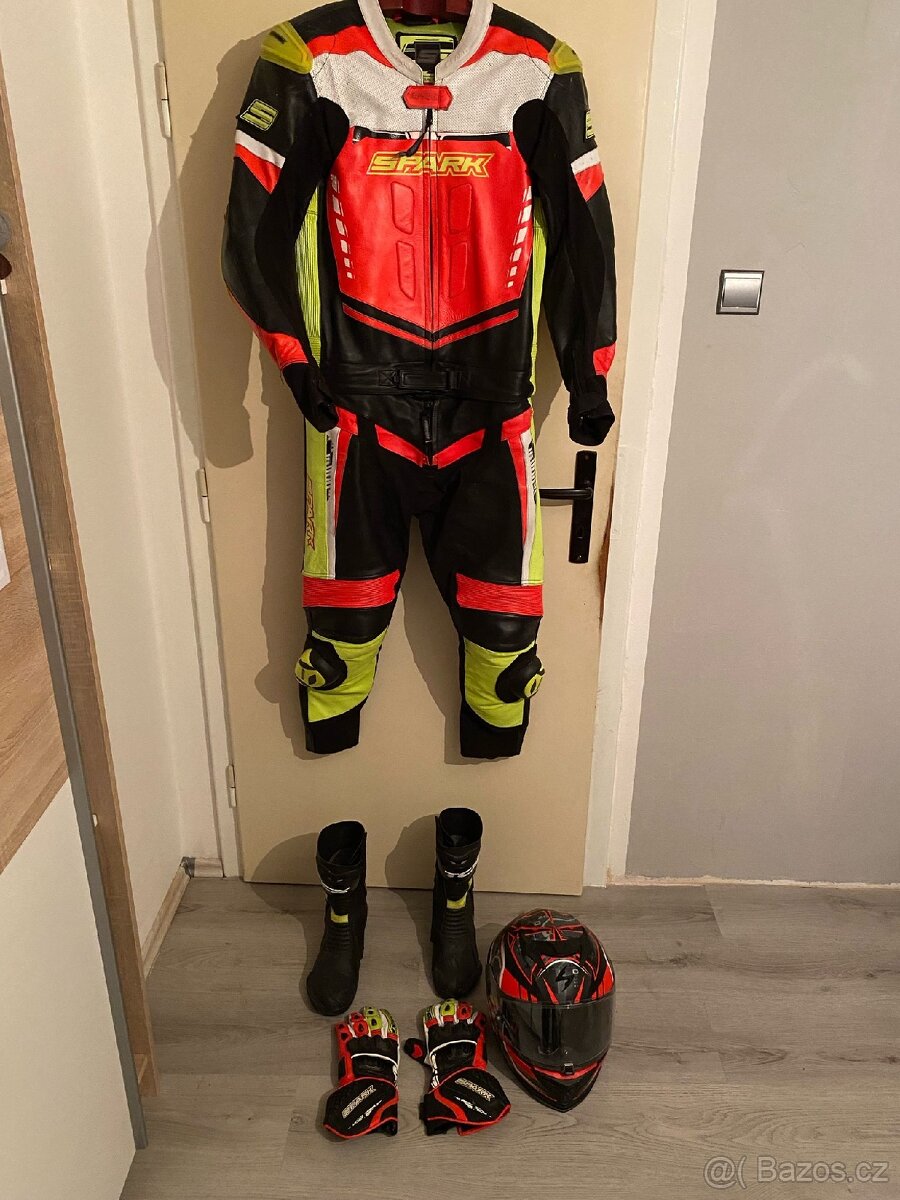 Motorkářské oblečení - 2