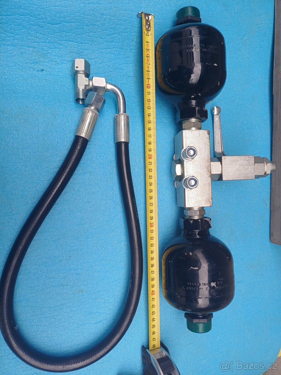 Tlumič rázů 2 baňkový s mech. kohoutem - 2