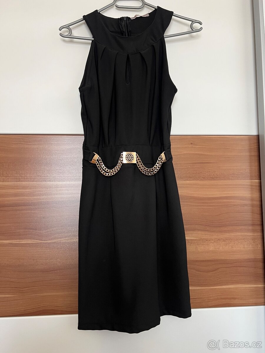 Damske obleceni velikost S - 2